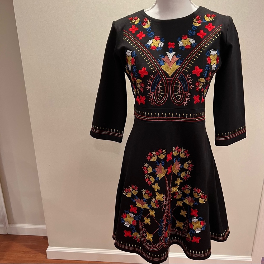 Lao Meng Five Cats Dress NWT, Large